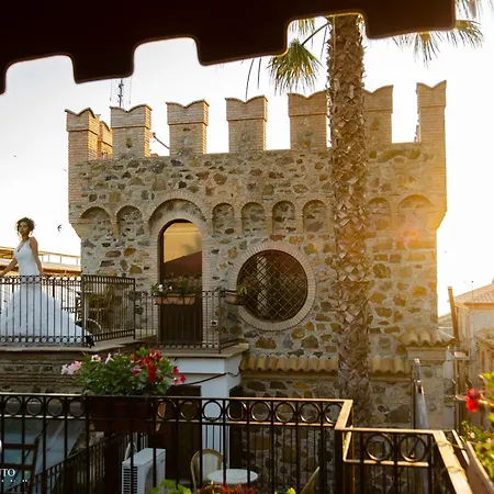 Hotel Residenza L'antico Borgo 4*