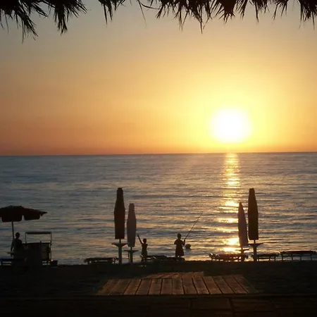 Residenza L'antico Borgo מלון 4*