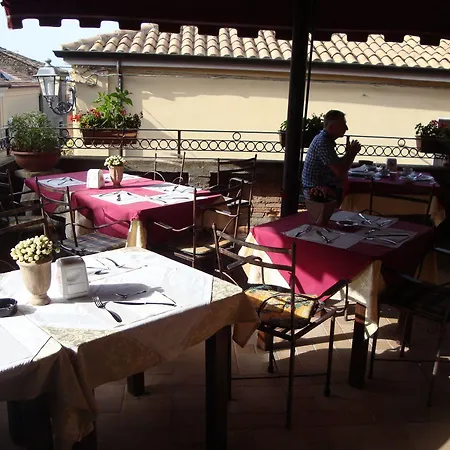 מלון Residenza L'antico Borgo Filadelfia