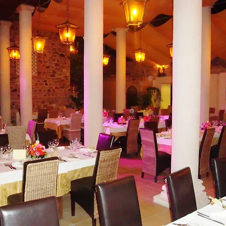 מלון Residenza L'antico Borgo Filadelfia