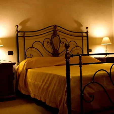 Residenza L'antico Borgo מלון Filadelfia