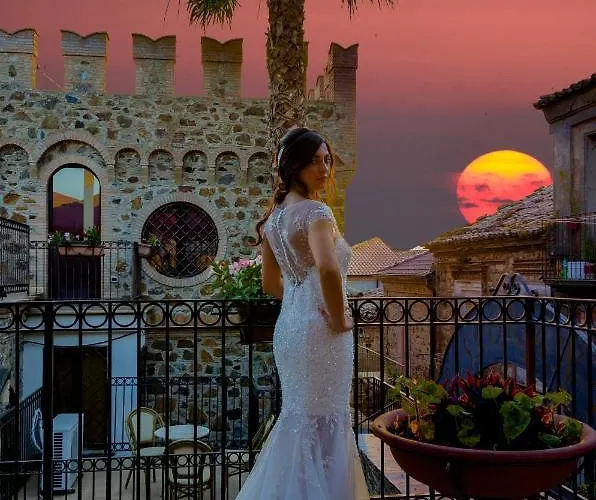 Residenza L'antico Borgo מלון 4*