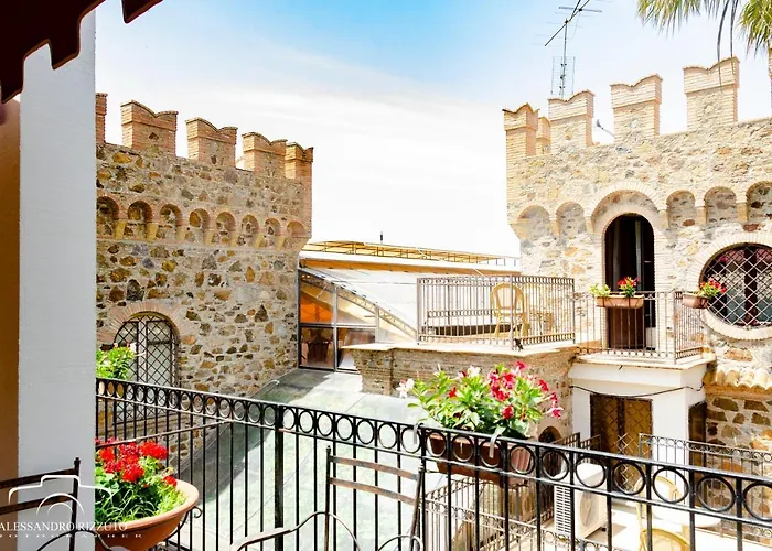 Residenza L'antico Borgo מלון 4*